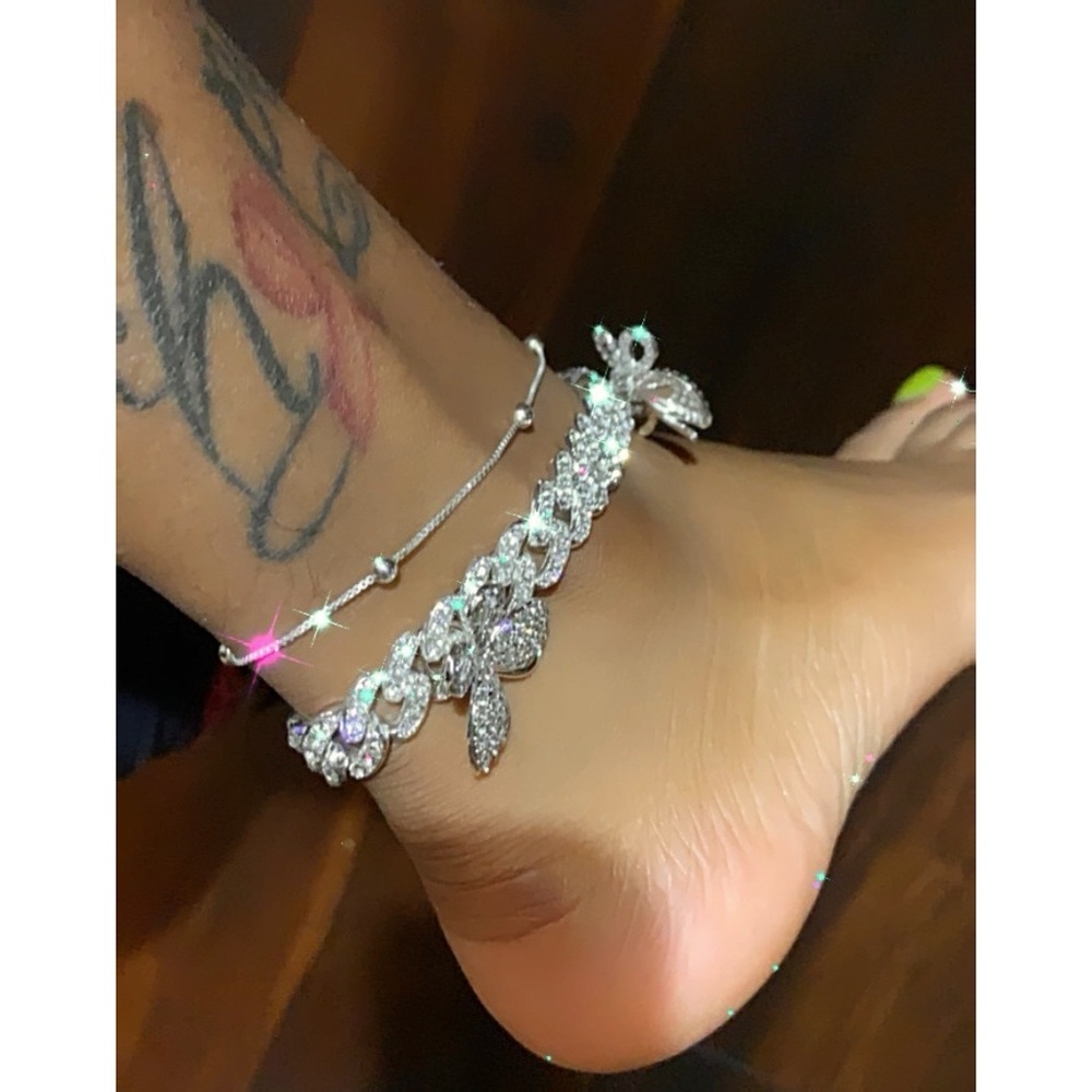 Silver Rhinestone Butterfly Anklet 💎